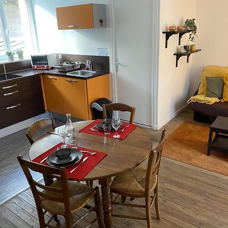 Apartament Charmant T2 Central Avec Wifi, A 15 Min Des Thermes, Parking Gratuit, Lave-Linge Et Seche-Linge Communs - Fr-1-541-98 La Roche-Posay Zewnętrze zdjęcie