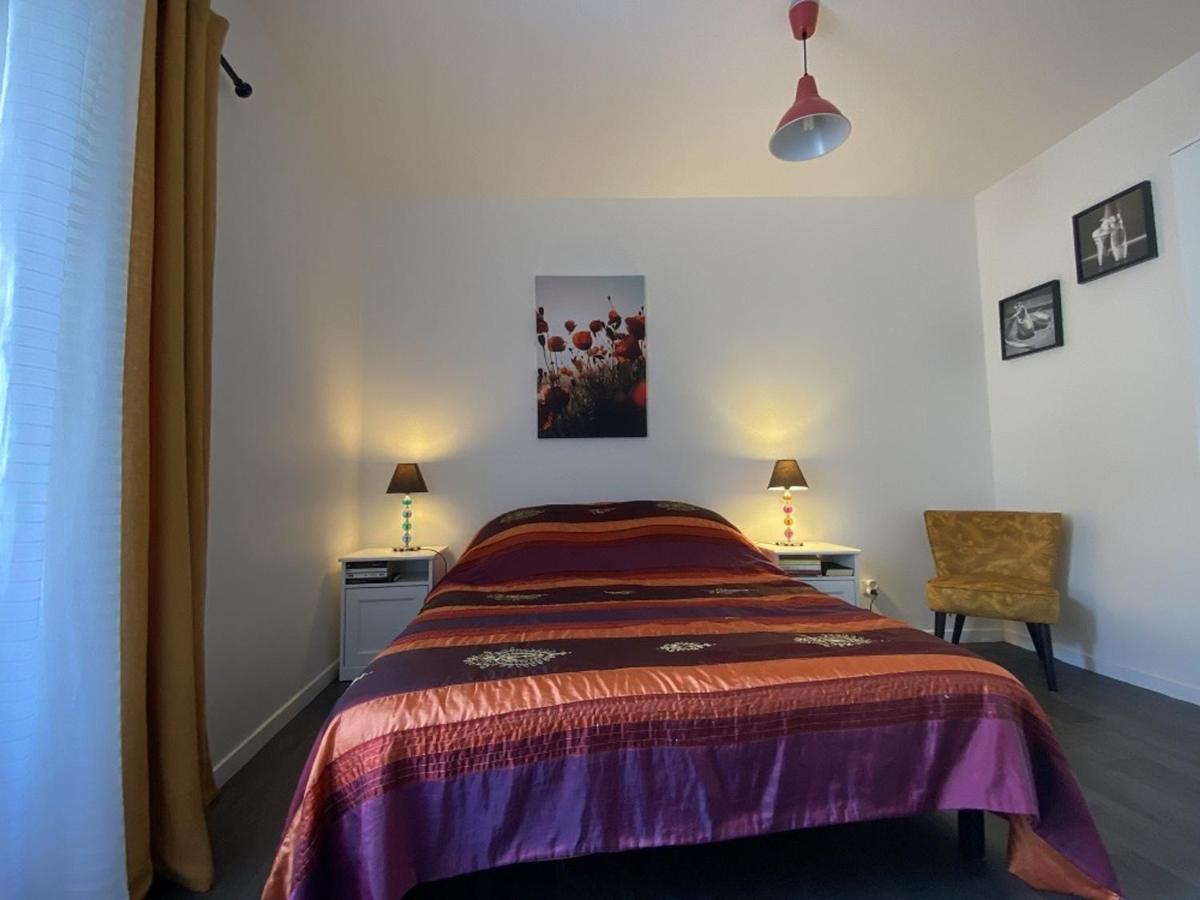 Apartament Charmant T2 Central Avec Wifi, A 15 Min Des Thermes, Parking Gratuit, Lave-Linge Et Seche-Linge Communs - Fr-1-541-98 La Roche-Posay Zewnętrze zdjęcie