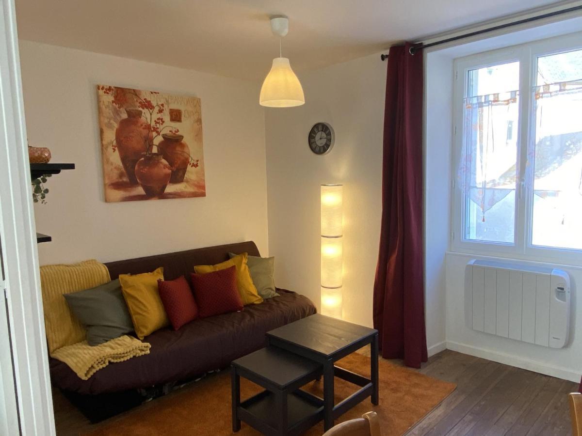 Apartament Charmant T2 Central Avec Wifi, A 15 Min Des Thermes, Parking Gratuit, Lave-Linge Et Seche-Linge Communs - Fr-1-541-98 La Roche-Posay Zewnętrze zdjęcie